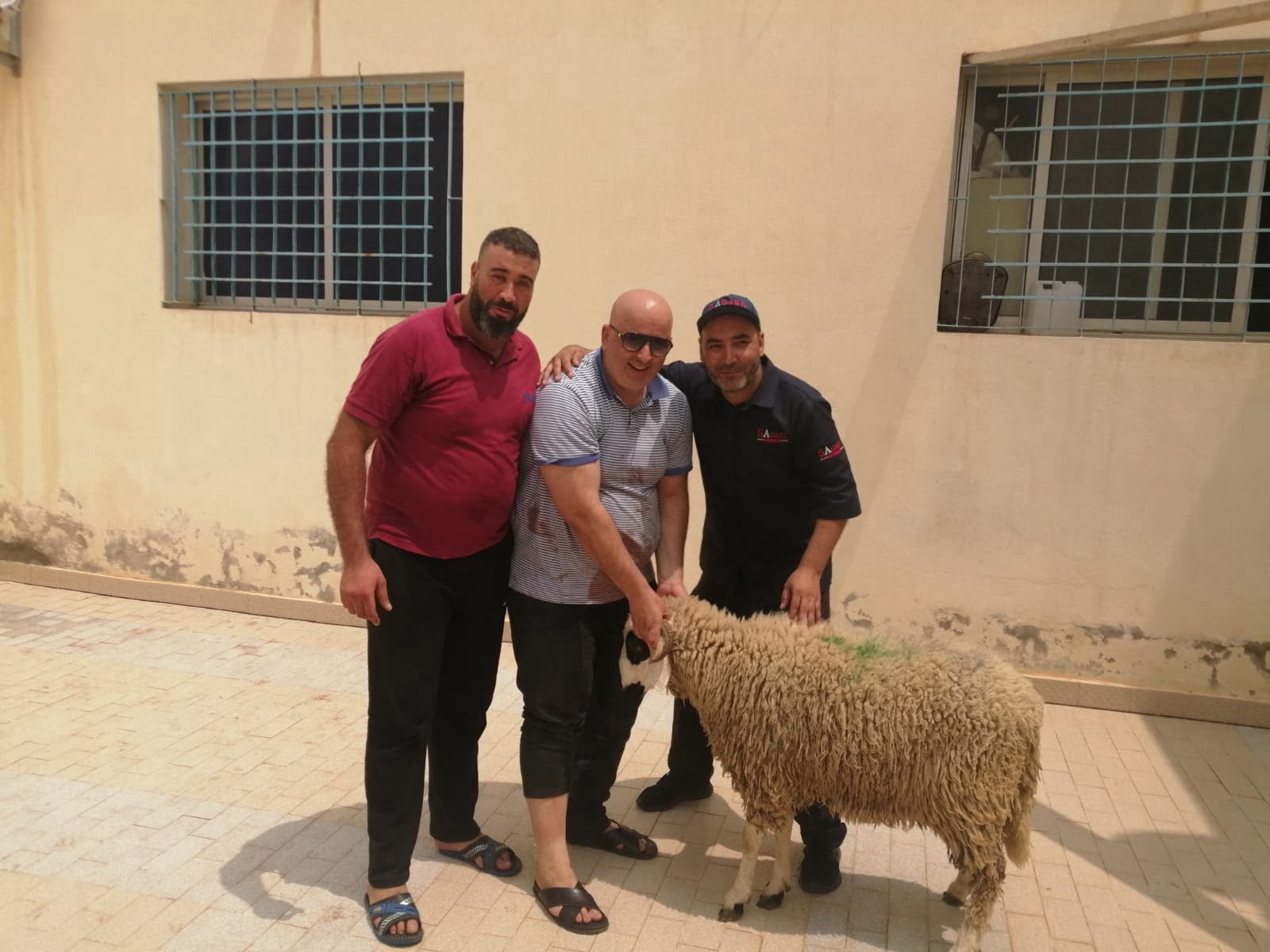 ‎جمعية رحاب تشارك نزلاء مستشفى الأمراض النفسية بالعروي عيد الاضحى المبارك.