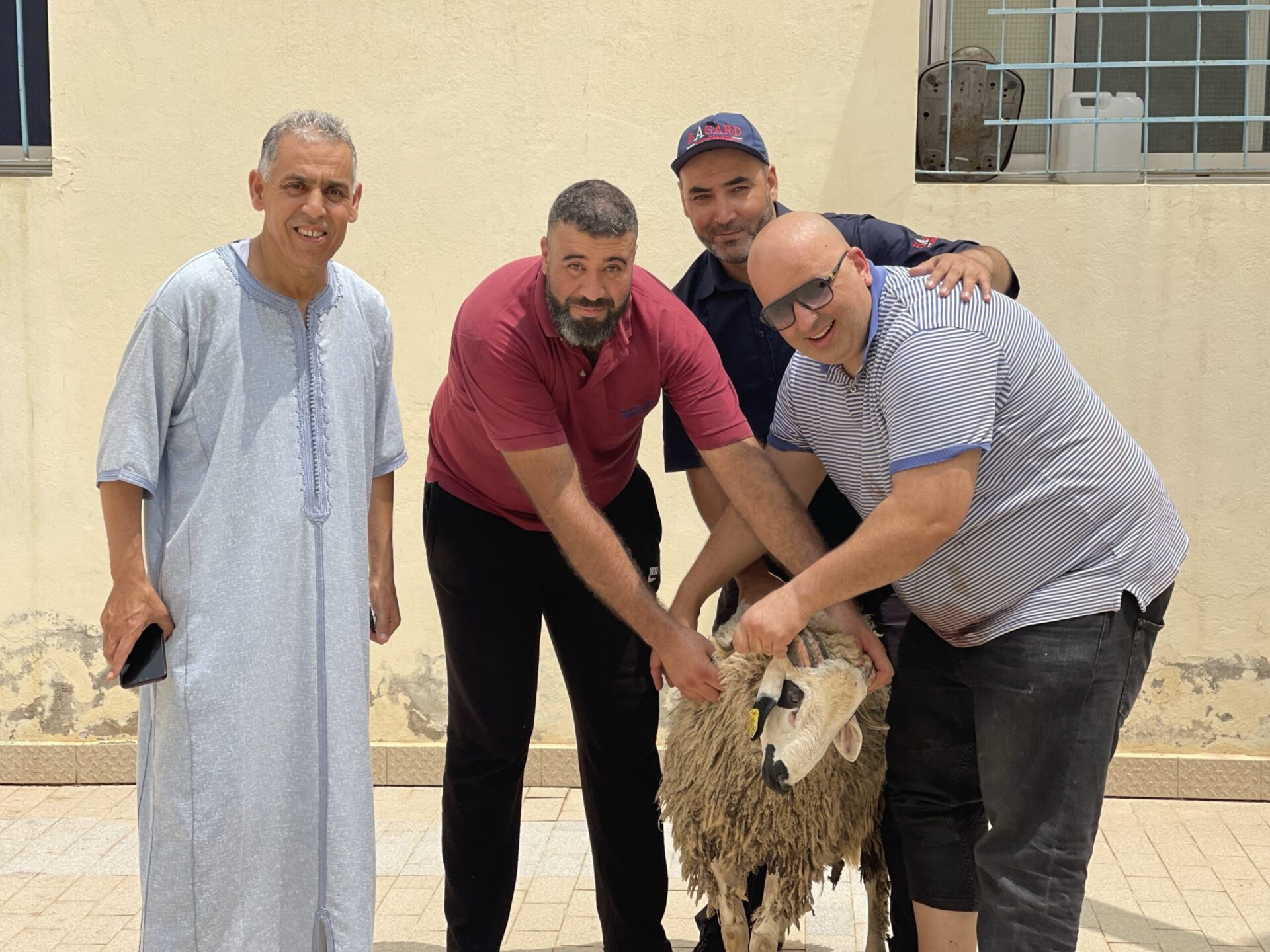 ‎جمعية رحاب تشارك نزلاء مستشفى الأمراض النفسية بالعروي عيد الاضحى المبارك.