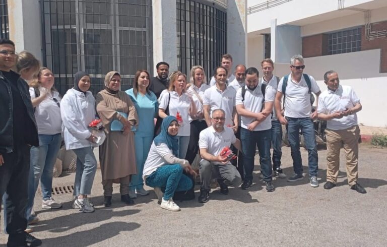 حملة طبية وجراحية بالناظور تُدخل البهجة على قلوب المعوزين بعمليات دقيقة ومجانية بطاقم مغربي هولندي