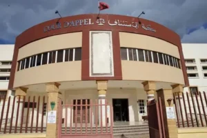 20 سنة سجنًا لتاجر مخدرات بالعروي بعد تهديده لعناصر الدرك بالعروي ببندقية