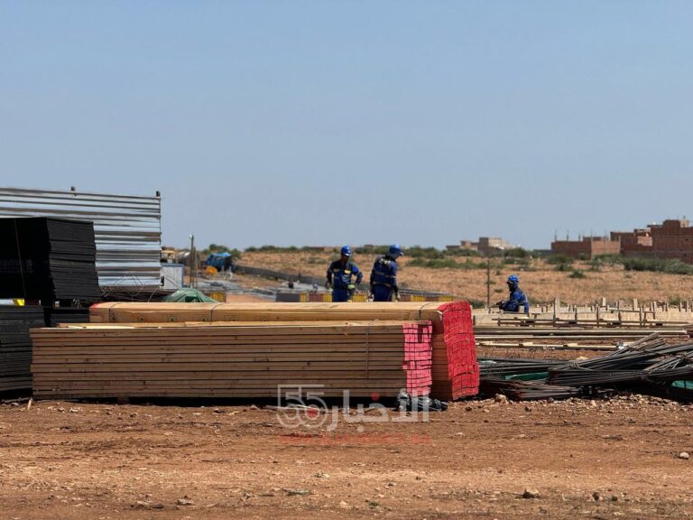 العروي على موعد مع التنمية: انطلاق أشغال إنشاء القناطر ومحطة السكة الحديدية لربط سلوان بميناء غرب المتوسط