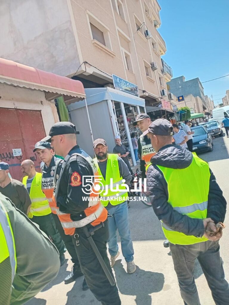 تحرير الملك العمومي بالعروي